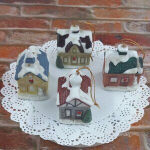 Vintage HOMCO Christmas Village  Houses Porcelain Ornaments 555 Lot of 4